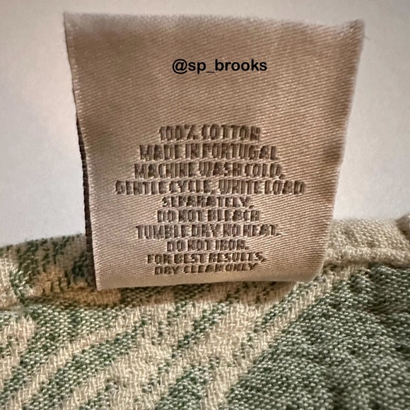 🎁Texteis Penedo Throw Blanket - Festive Cars and Trees - Made in Portugal - Picture 7 of 8